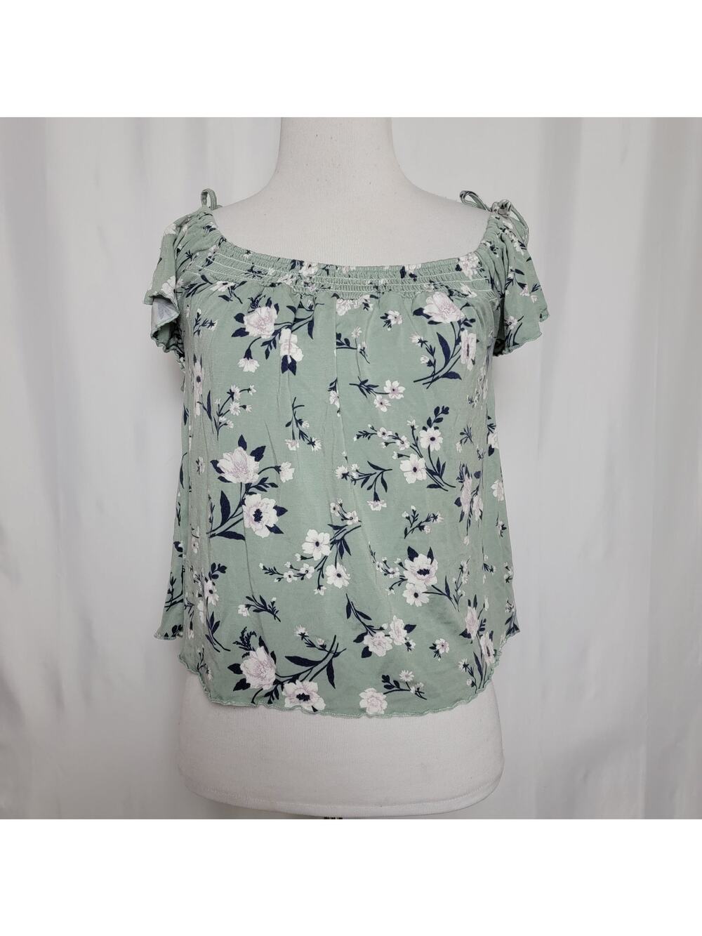 American Eagle Crop Top SZ Small